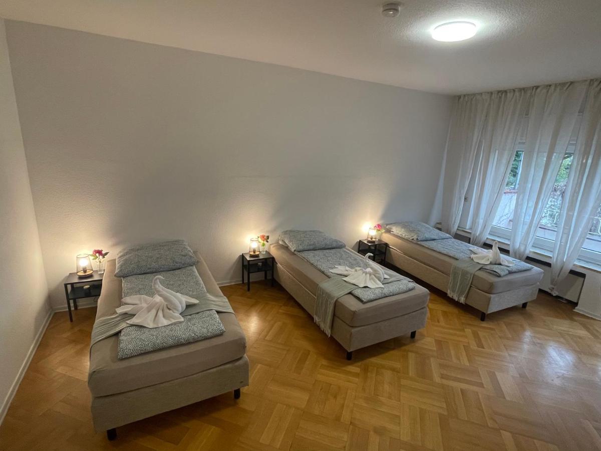 Comfortable Shared Apartment With Private Room In 韦塞林 外观 照片