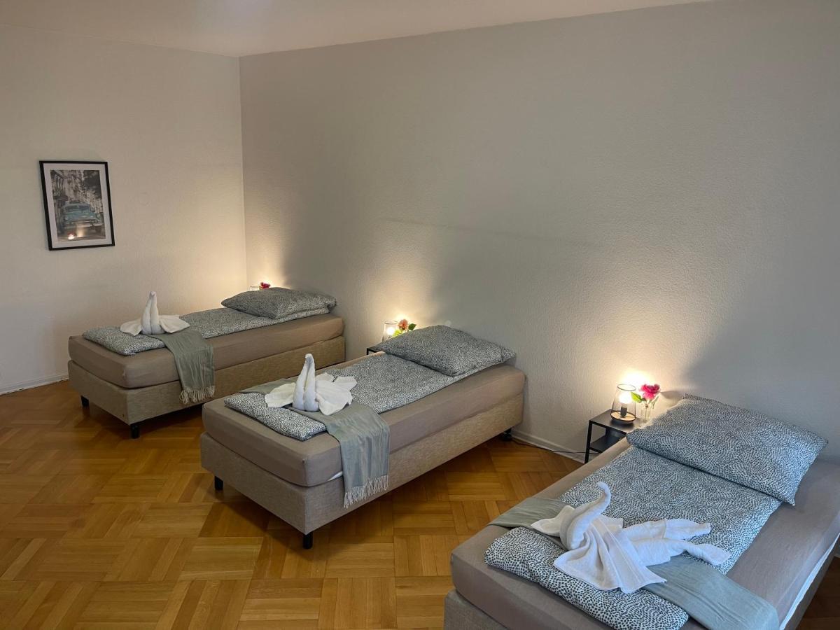 Comfortable Shared Apartment With Private Room In 韦塞林 外观 照片