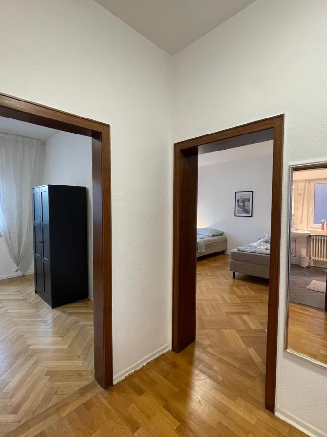 Comfortable Shared Apartment With Private Room In 韦塞林 外观 照片