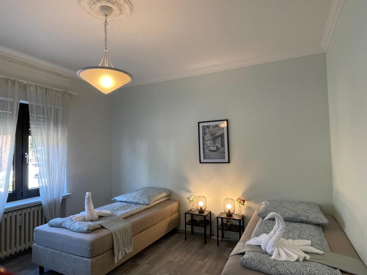 Comfortable Shared Apartment With Private Room In 韦塞林 外观 照片