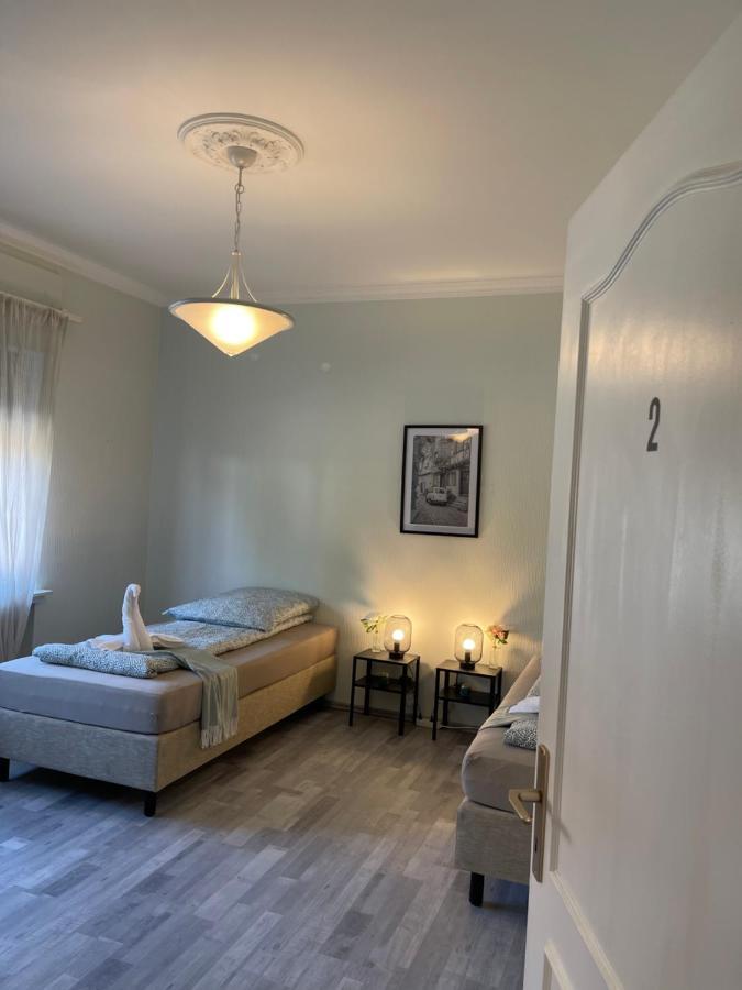 Comfortable Shared Apartment With Private Room In 韦塞林 外观 照片
