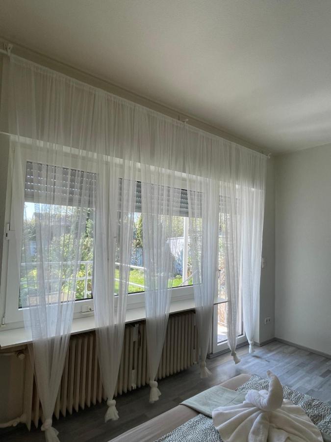Comfortable Shared Apartment With Private Room In 韦塞林 外观 照片