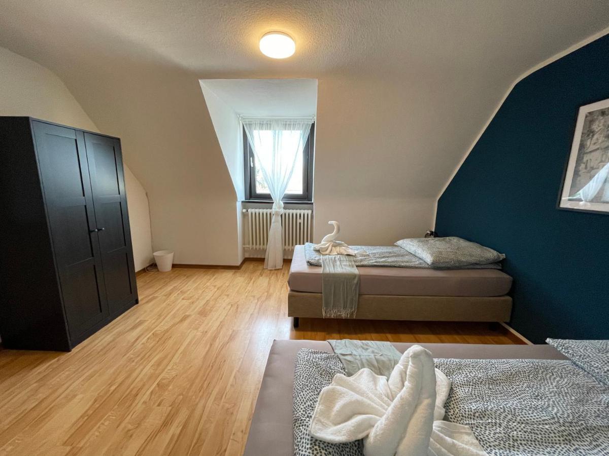 Comfortable Shared Apartment With Private Room In 韦塞林 外观 照片